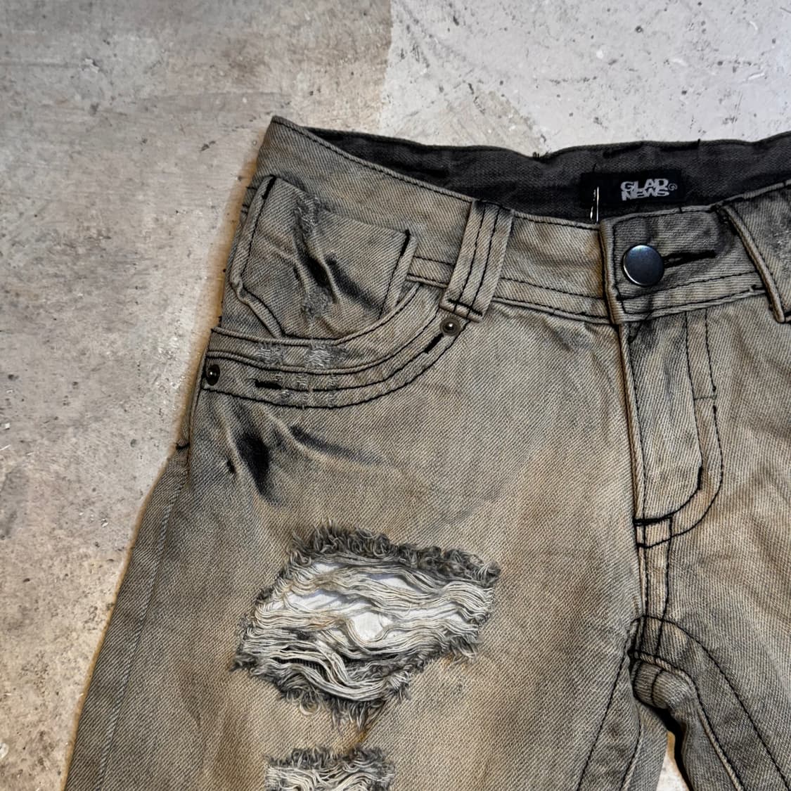 GLAD NEWS 스터드 5부 팬츠 상품이미지4