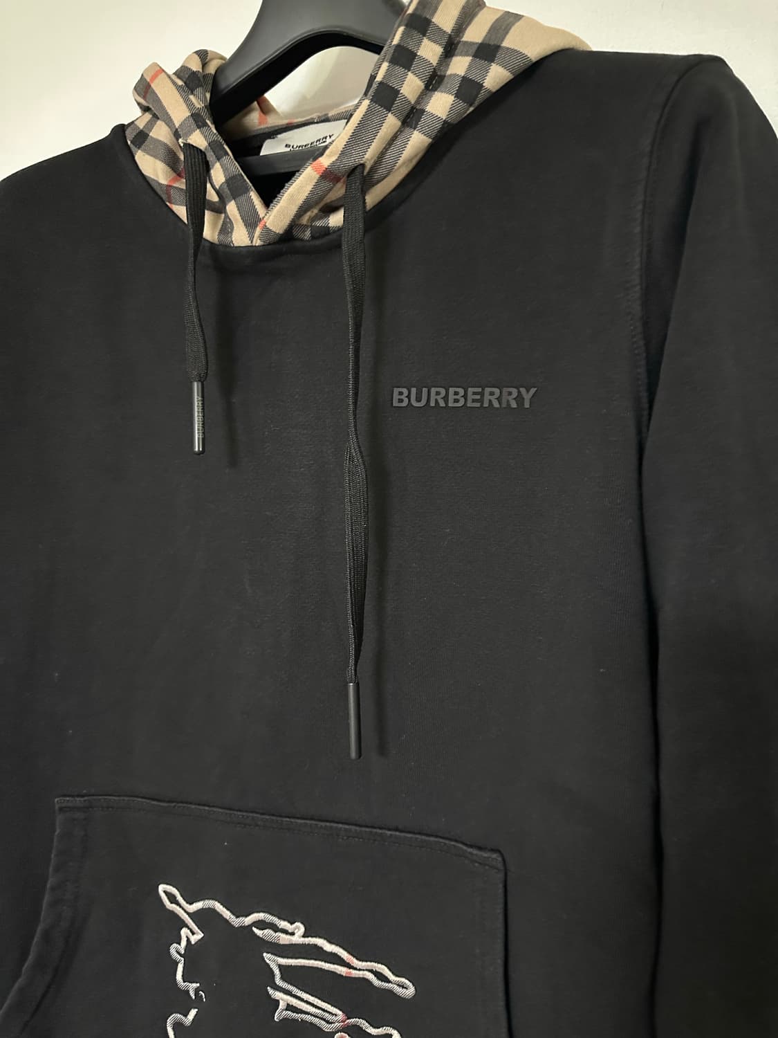버버리 블랙 후드티 체크 포인트 상품이미지2