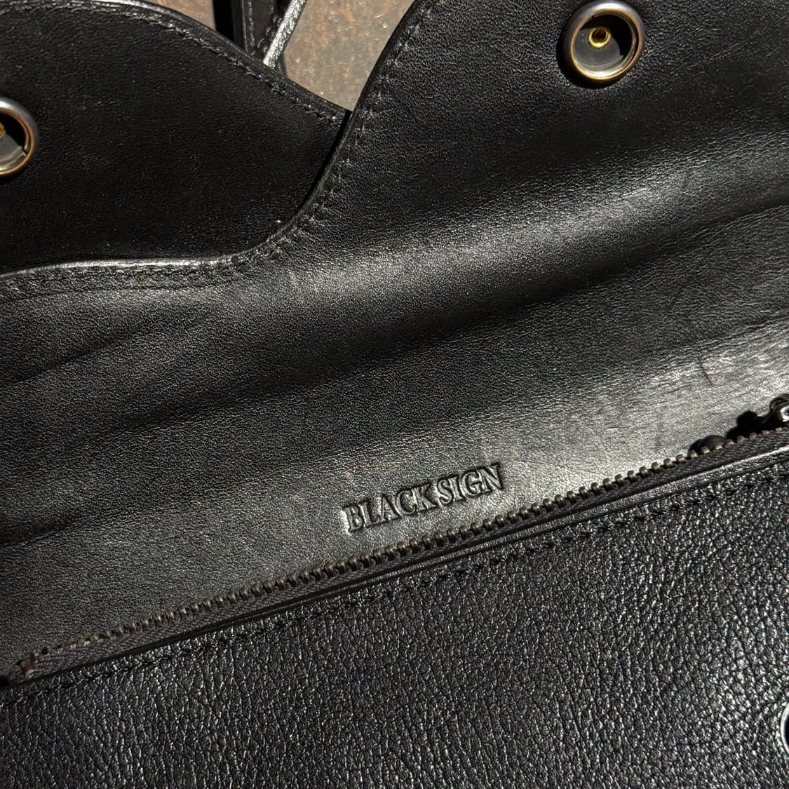 Blacksign double flap passport bag 상품이미지5