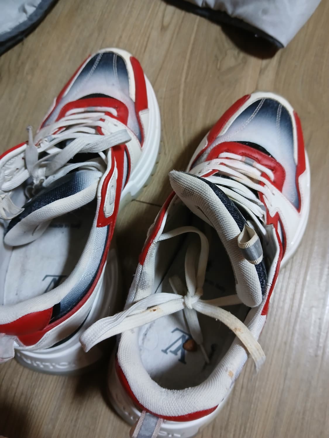 루이비통 키높이 스니커즈  260 상품이미지1