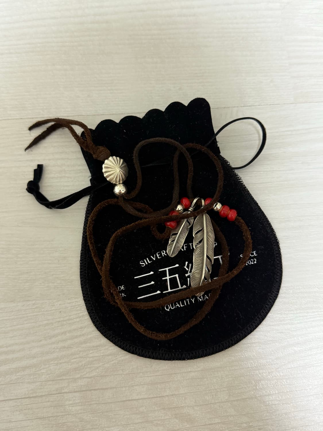 삼오세공 깃털 펜던트 (L,s), 가죽줄 상품이미지1