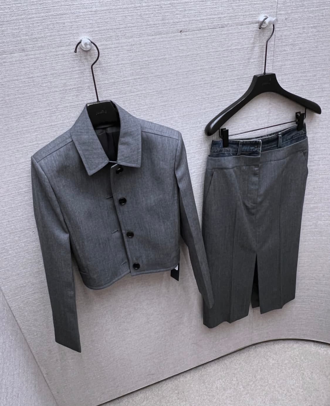 준지 여성 셋업 투피스 스커트 자켓 정장 직장인룩 하객룩 데이트룩 상품이미지2