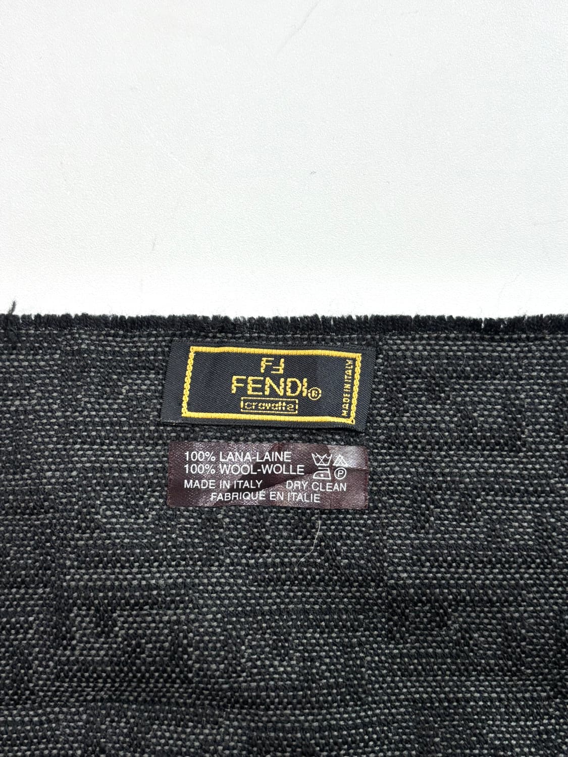 Fendi 펜디 FF로고 블랙 울 머플러 상품이미지4