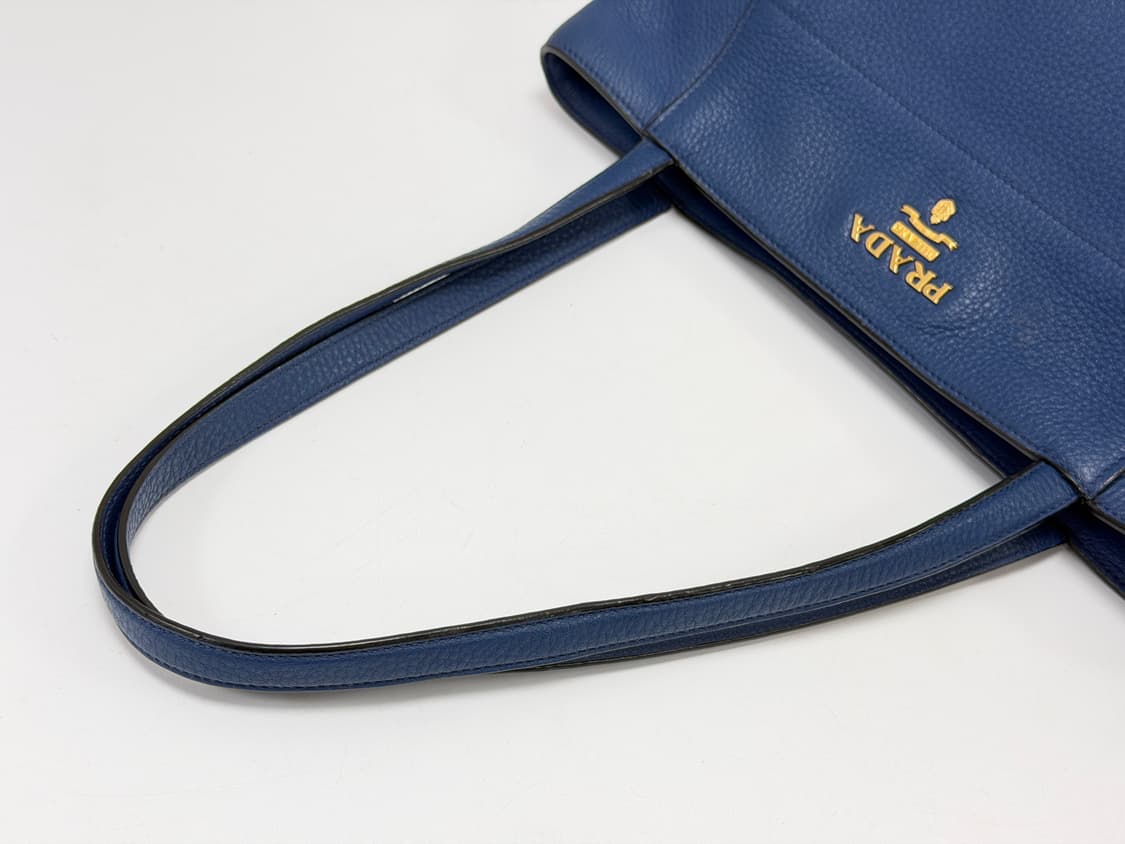 프라다 비텔로 다이노 레더 숄더백 상품이미지5