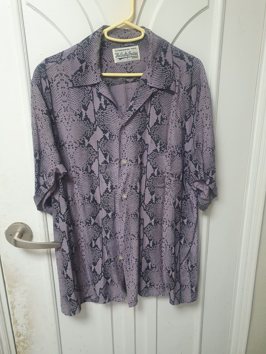 와코마리아 23ss 파이톤 셔츠 상품이미지2