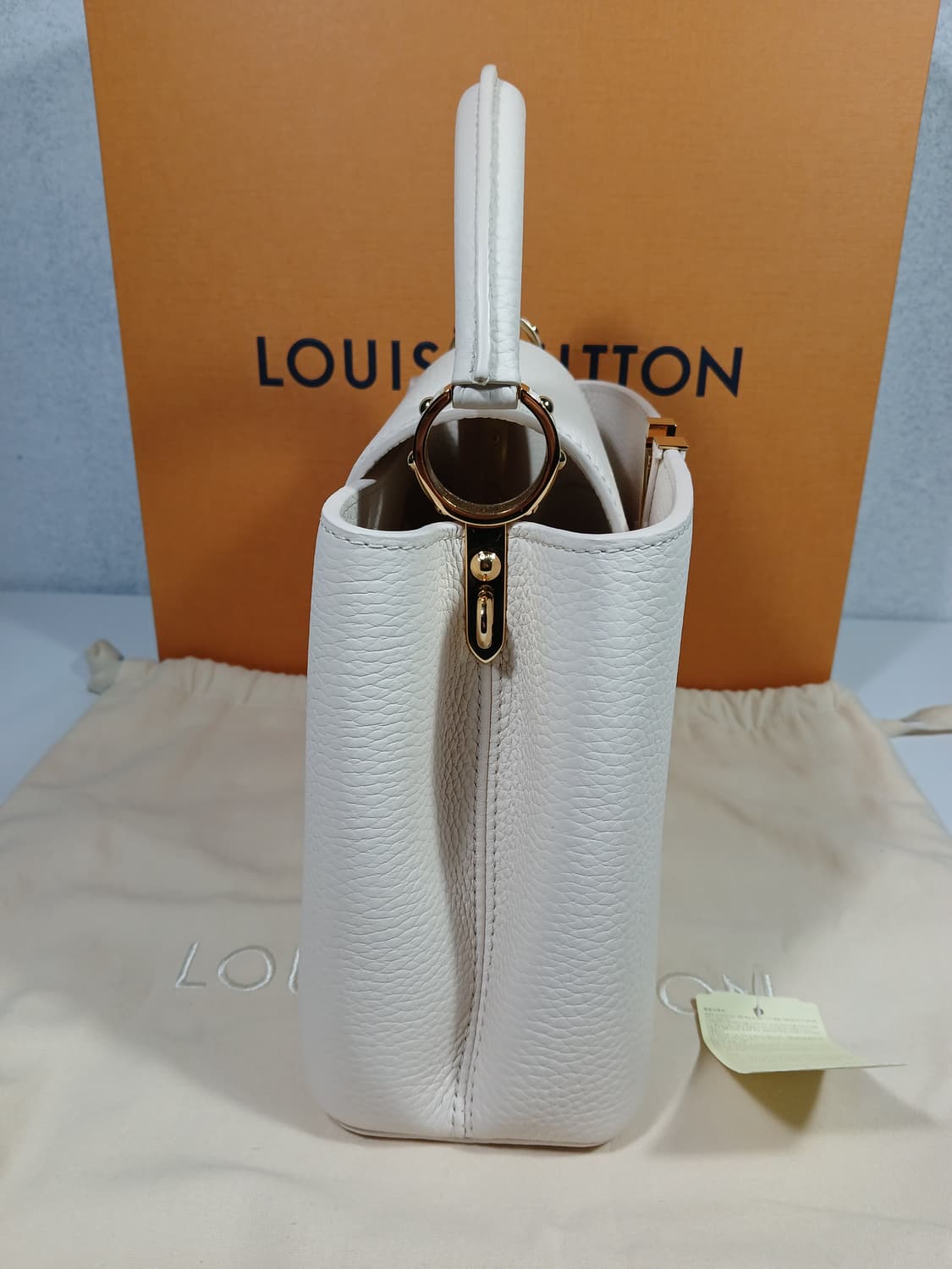 루이비통 카퓌신BB 토트백 쿼르츠 M25087 상품이미지4