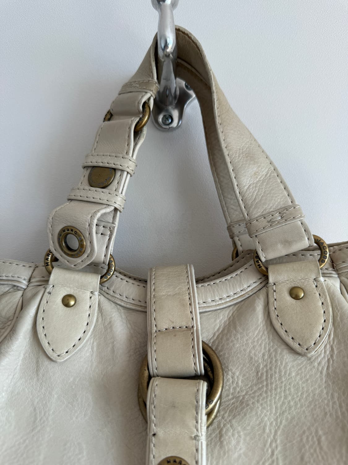 마크 바이 마크제이콥스(Marc by Marc jacobs) 레더 토트백 상품이미지3