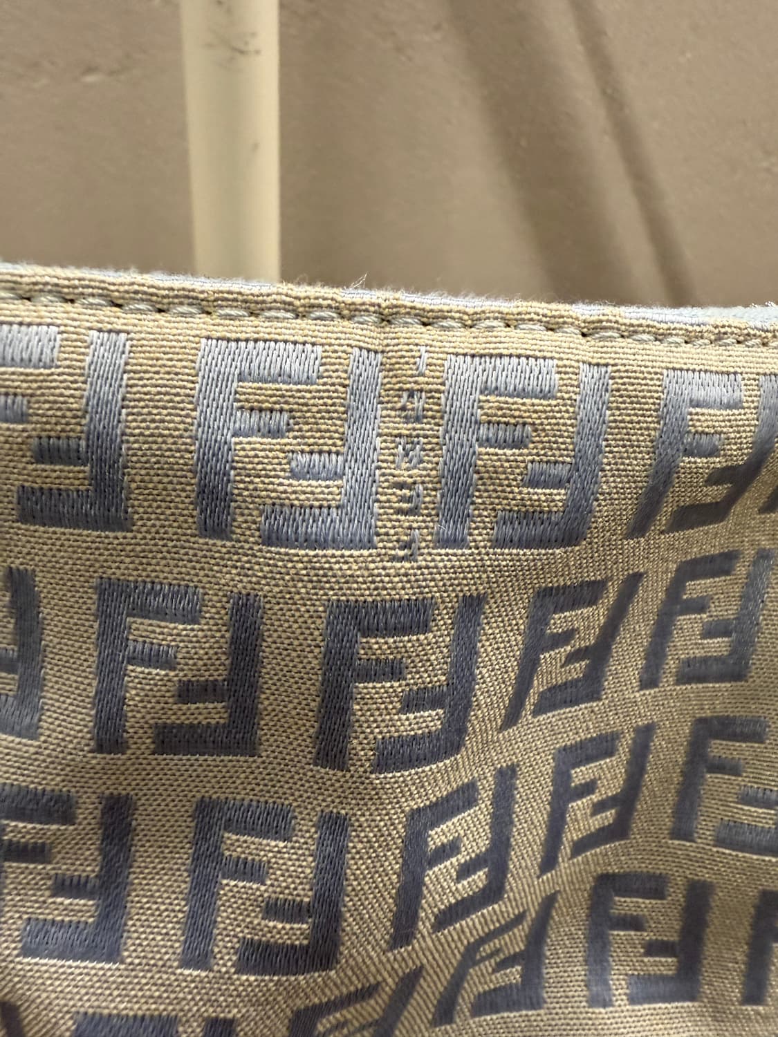 펜디 정품 주키노 맘마백 블루 상품이미지5