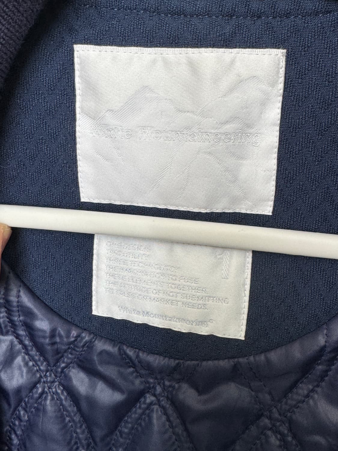 신품급 <made in Japan🇯🇵> 화이트 마운티니어링 바시티 자 상품이미지6