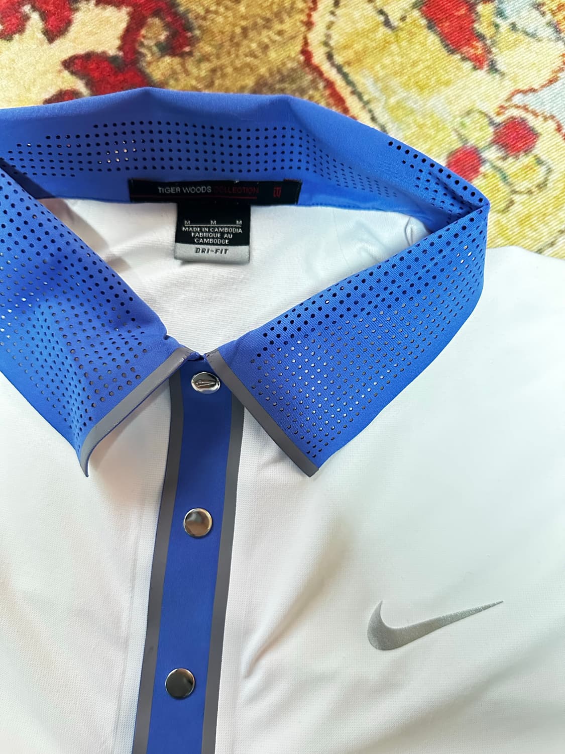 나이키 골프 타이거 우즈 카라 반팔 티셔츠 상품이미지2