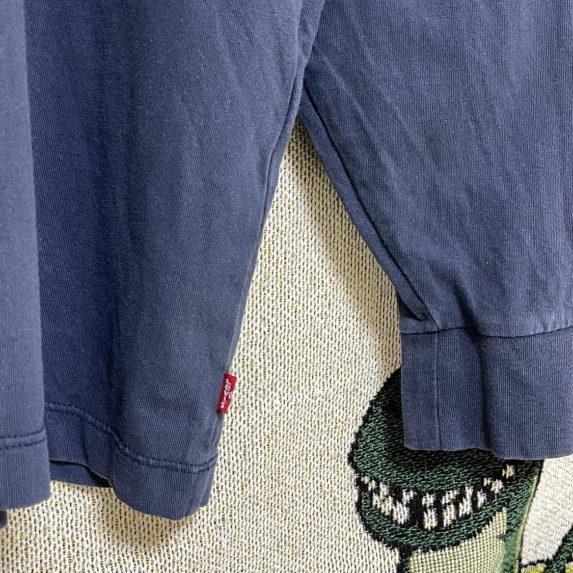 리바이스 네이비 롱슬리브 티셔츠 상품이미지4