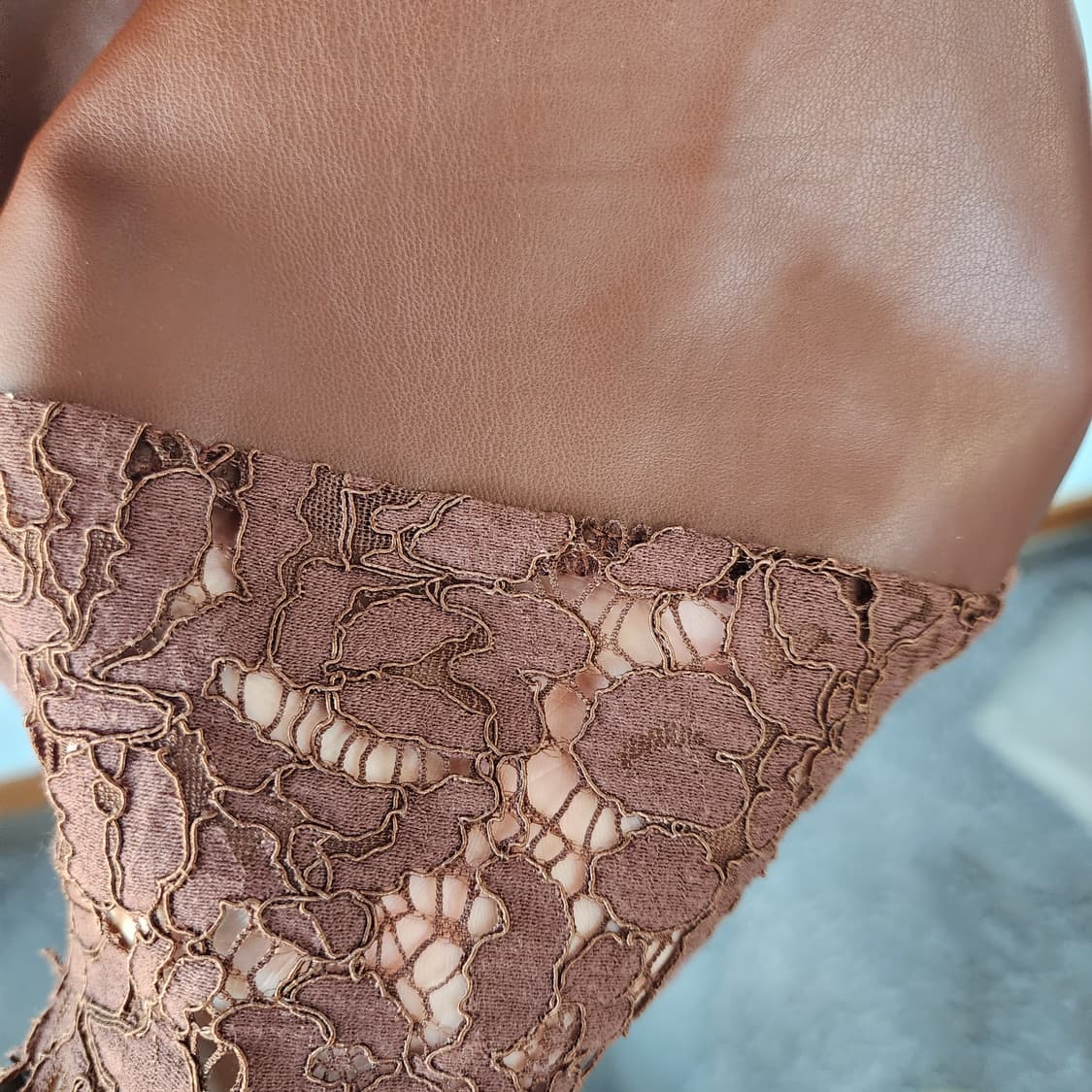 브라운 레더 레이스 롱 스커트 상품이미지2