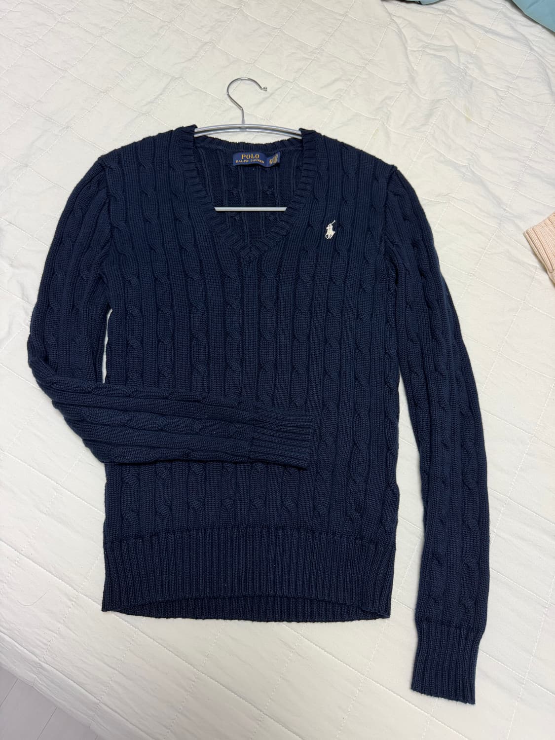 폴로 랄프로렌 케이블 브이넥 니트 네이비  XS 상품이미지1