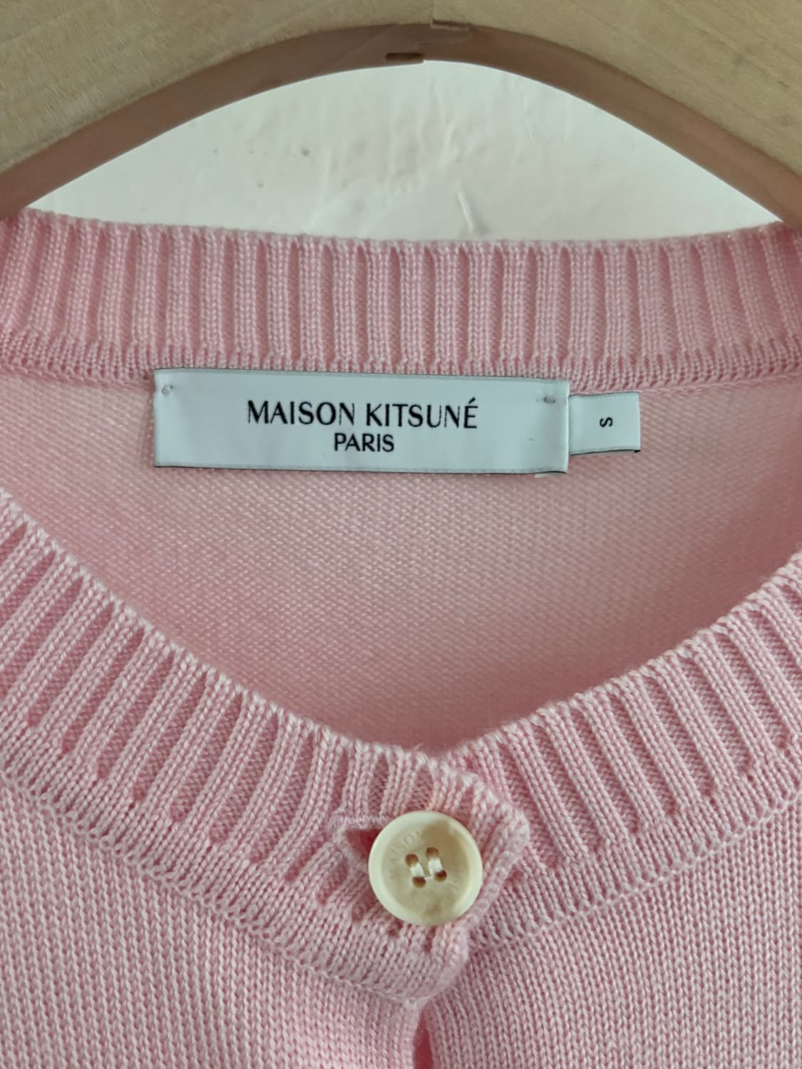 MaisonKitsune 메종키츠네 폭스패치 베이비핑크 우먼 유넥 가디건 상품이미지7
