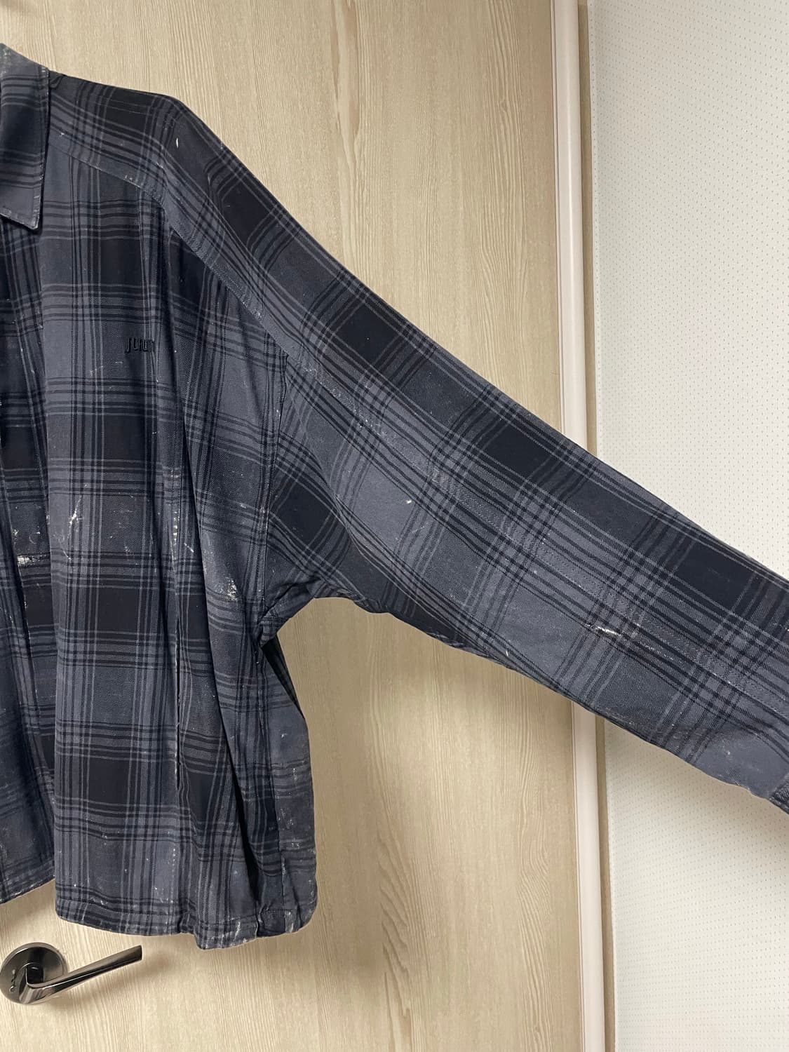 52사이즈 새상품, 준지 26ss 아일랜드 워싱 그레이 체크 코치셔츠 상품이미지3