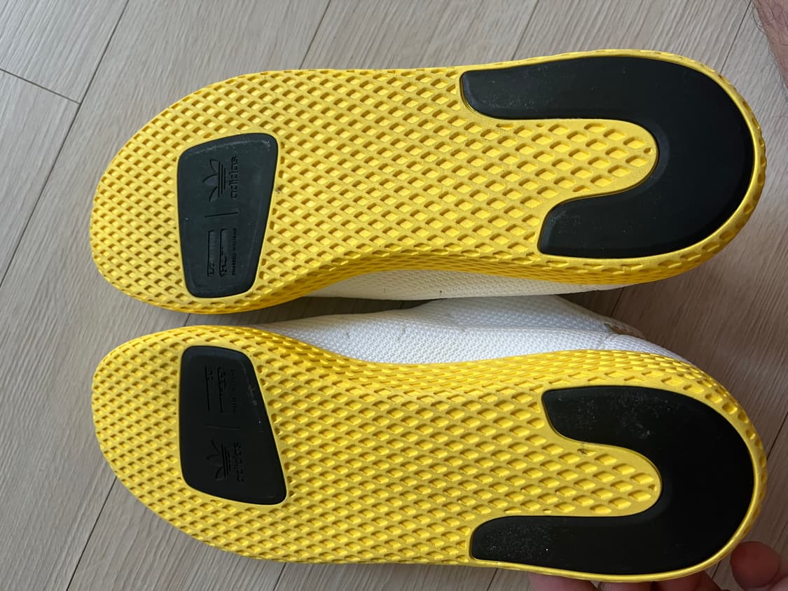 아디다스 퍼렐 윌리엄스 휴먼 레이스 테니스휴 260mm 상품이미지7