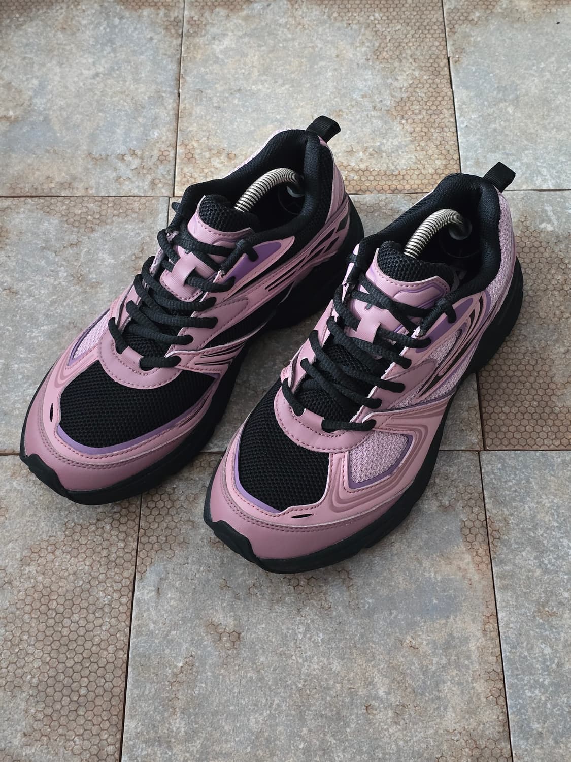 (245)휠라 인터런 블랙 핑크  상품이미지1