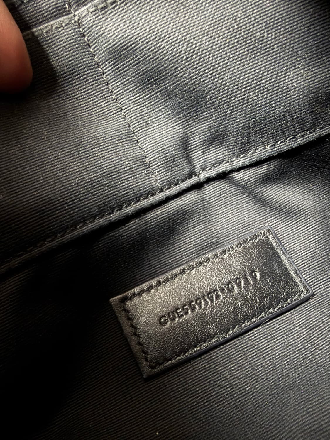 [정품] 입생로랑 모노그램 마틀라세 클러치  상품이미지9