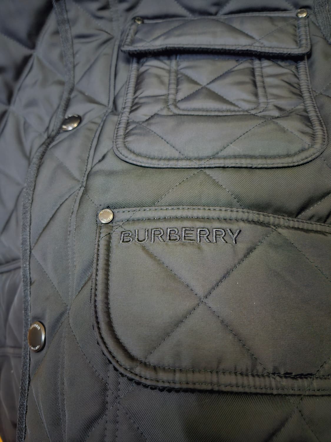 105 XL) 버버리 burberry 다이아몬드 퀼팅 베스트 상품이미지4