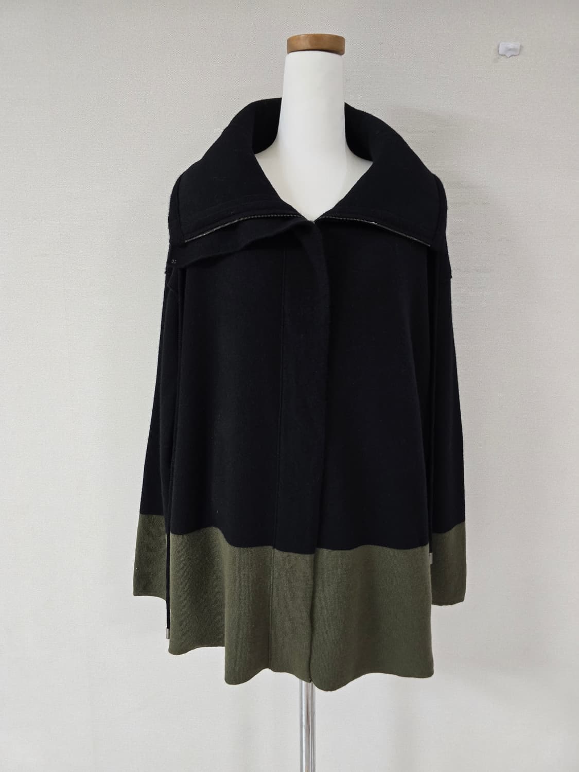 한섬 타임 도톰 모100% 활용도 높은 니트 집업 상품이미지1