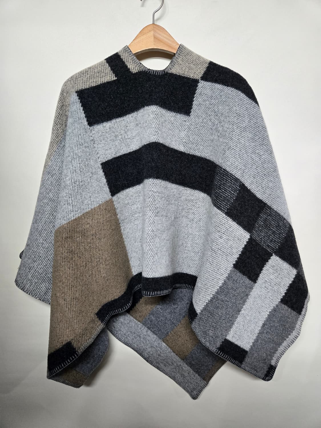 버버리 울 캐시미어 블럥킷 판초 케이프 상품이미지4