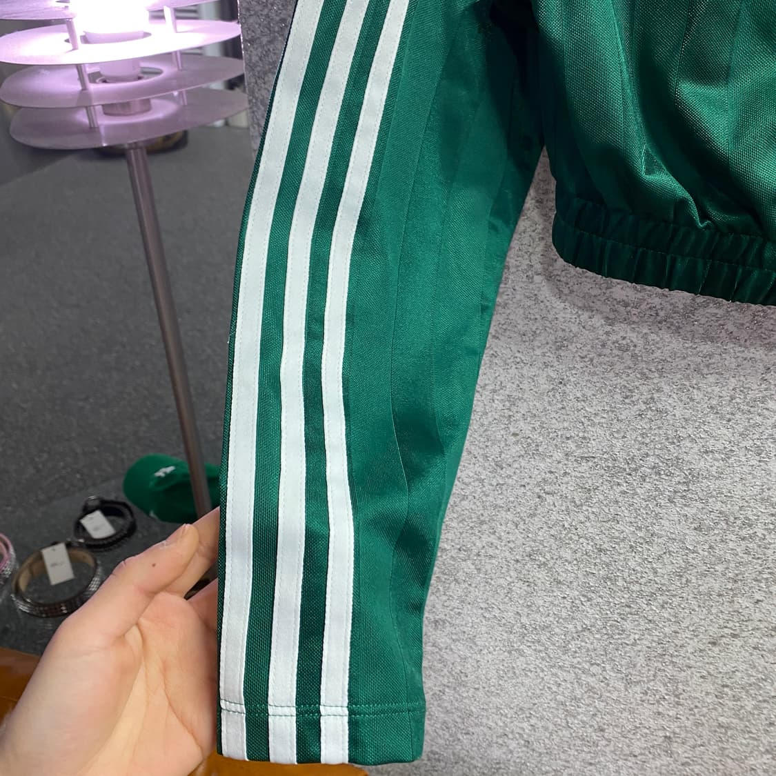 아디다스 블록코어 크롭 롱슬리브 B4297 상품이미지4