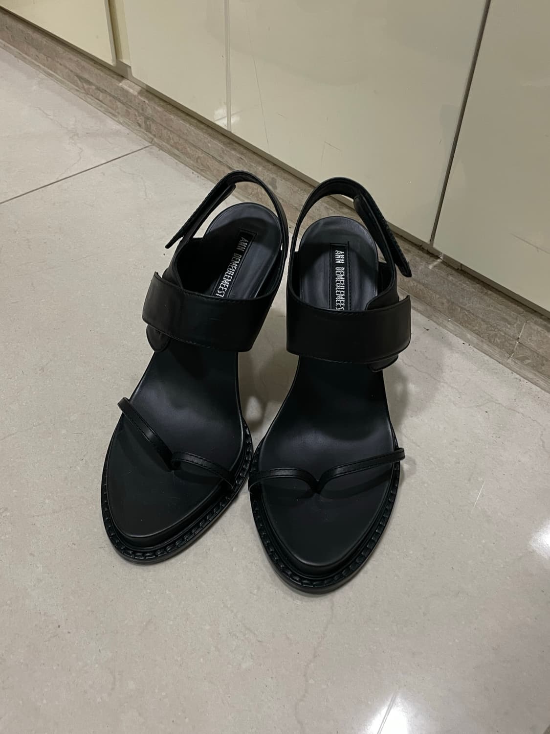 Ann demeulemeester 블랙 샌들 힐  상품이미지1