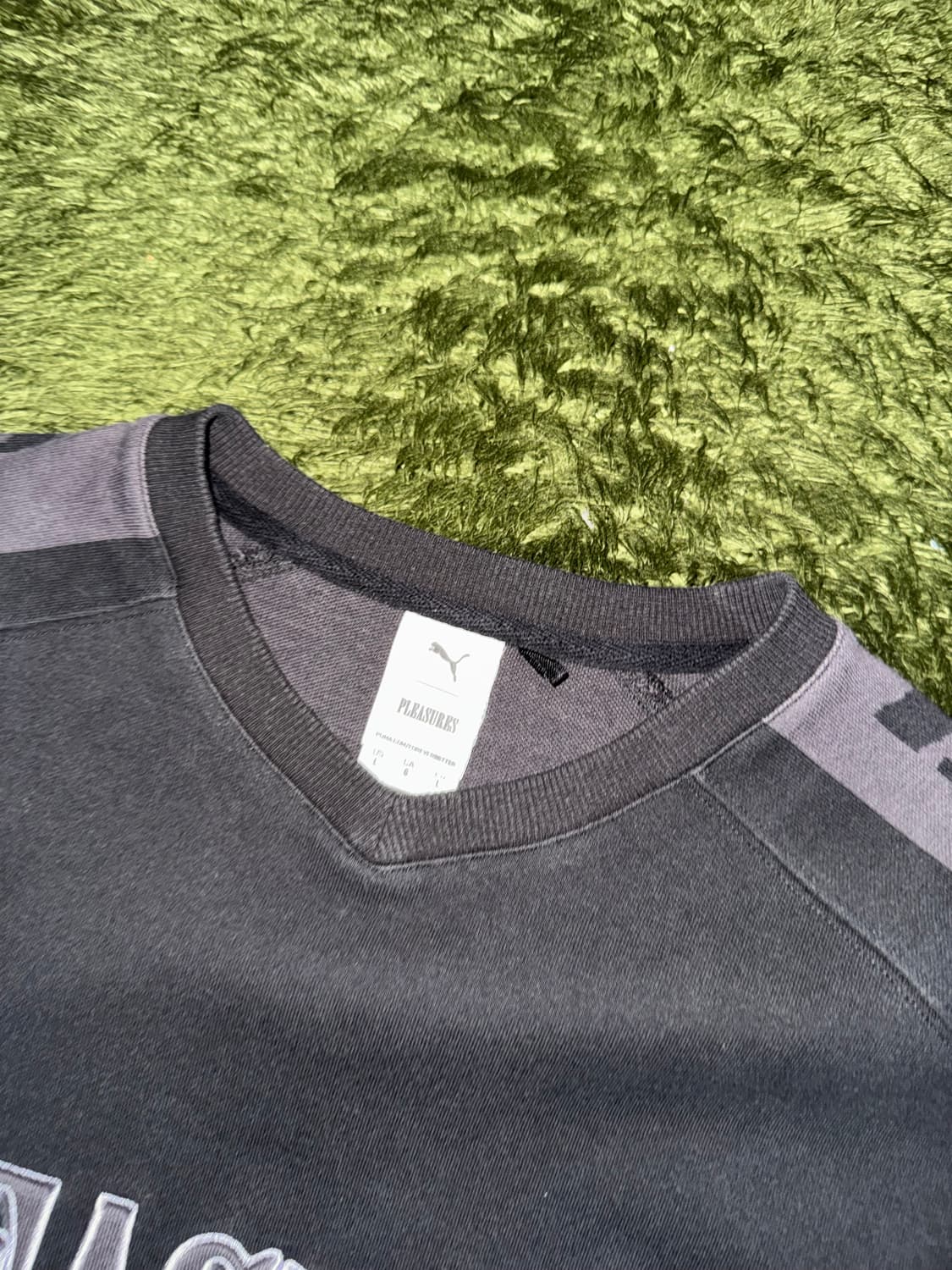 [L] 푸마 X 플레져스 Pleasures 코튼 하키 저지 블랙 상품이미지3