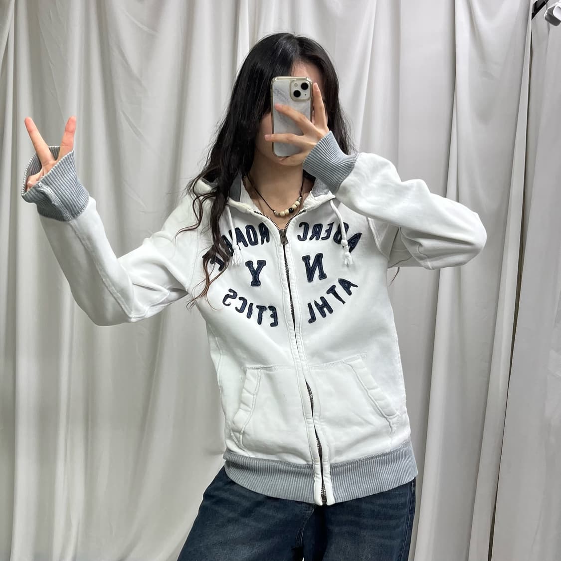 Abercrombie white hood zip-up 상품이미지1