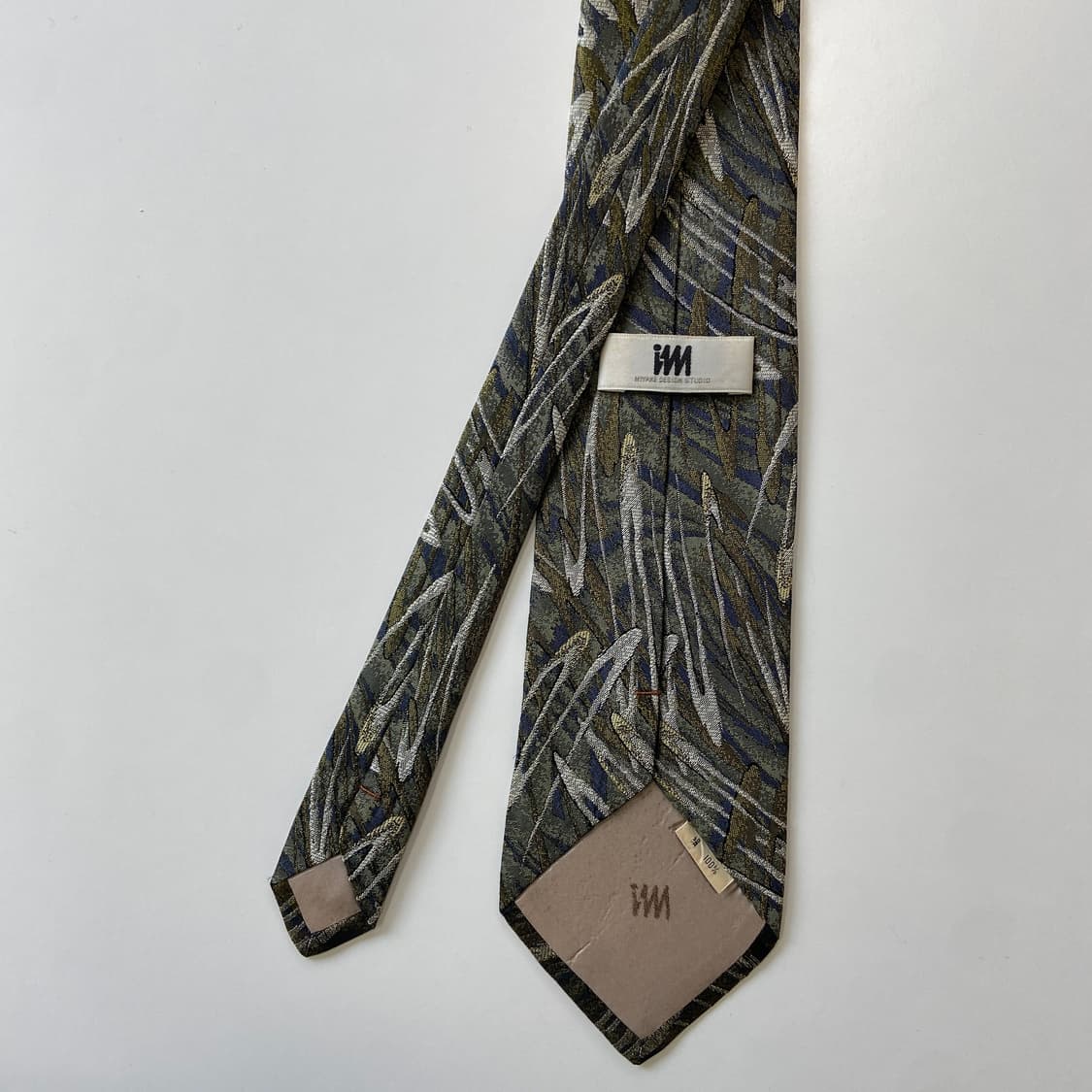 이세이미야케 정품 명품넥타이 (isseymiyake) 상품이미지3
