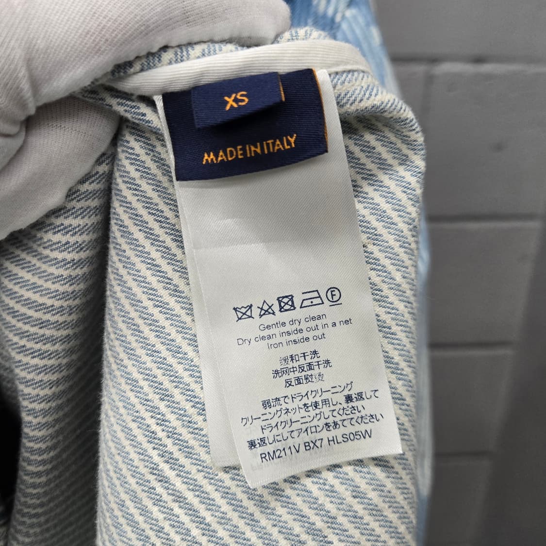 루이비통 워터컬러 셔츠 자켓 XS 상품이미지4