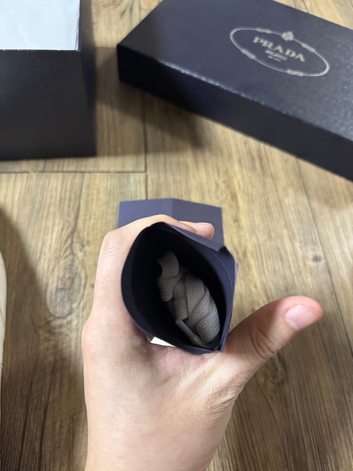 프라다 26SS 몬테카를로 레더 스니커즈 9.5 상품이미지6