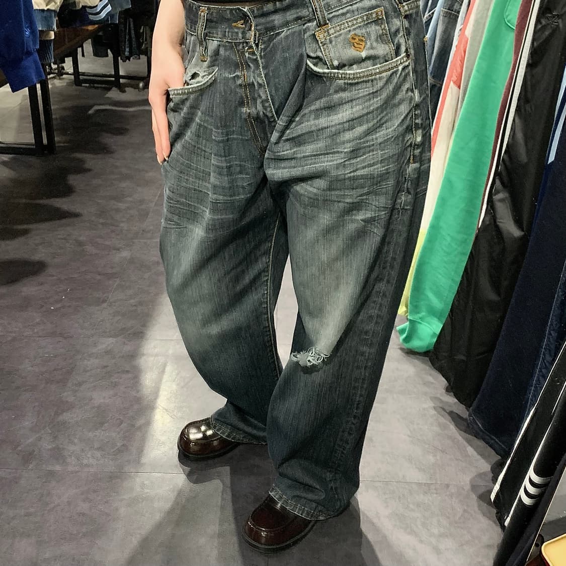 [IM] ROCAWEAR 워싱 데미지 힙합 데님 팬츠 딥인디고 상품이미지3