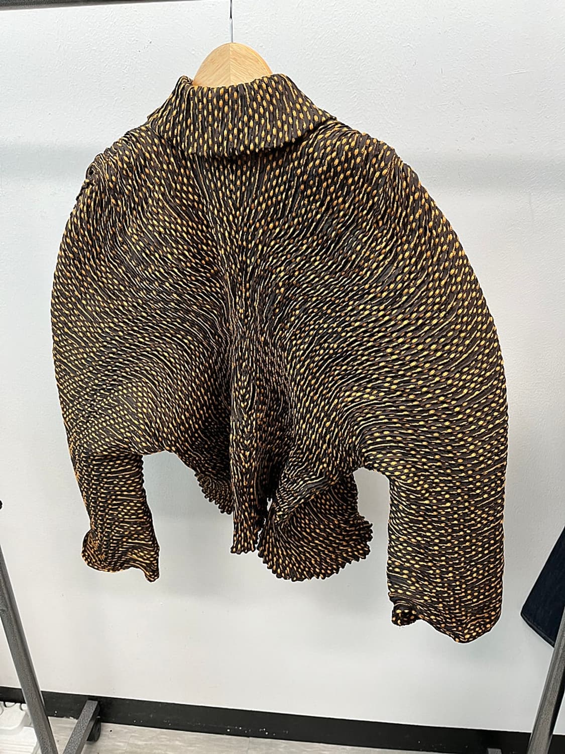 여) 이세이미야케 플리츠 가디건  상품이미지6