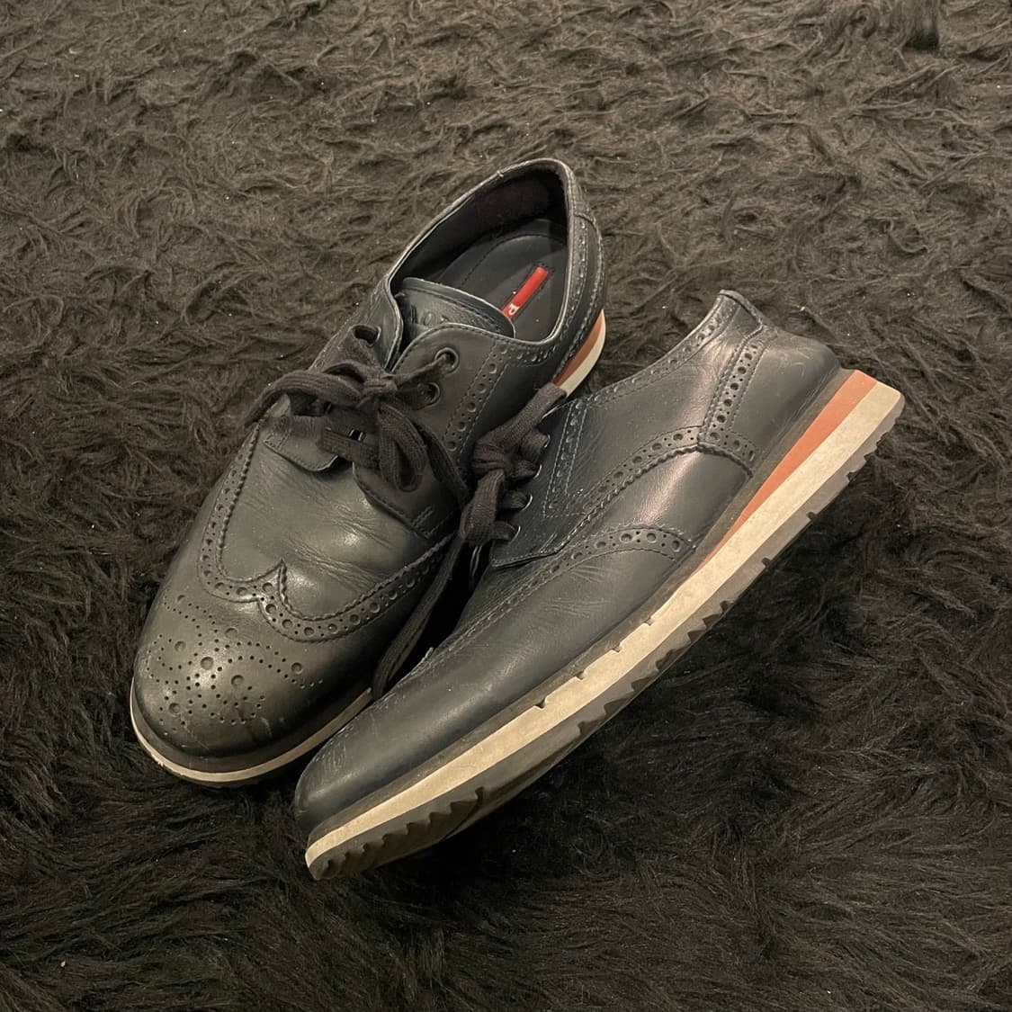 프라다 윙팁 더비 상품이미지2