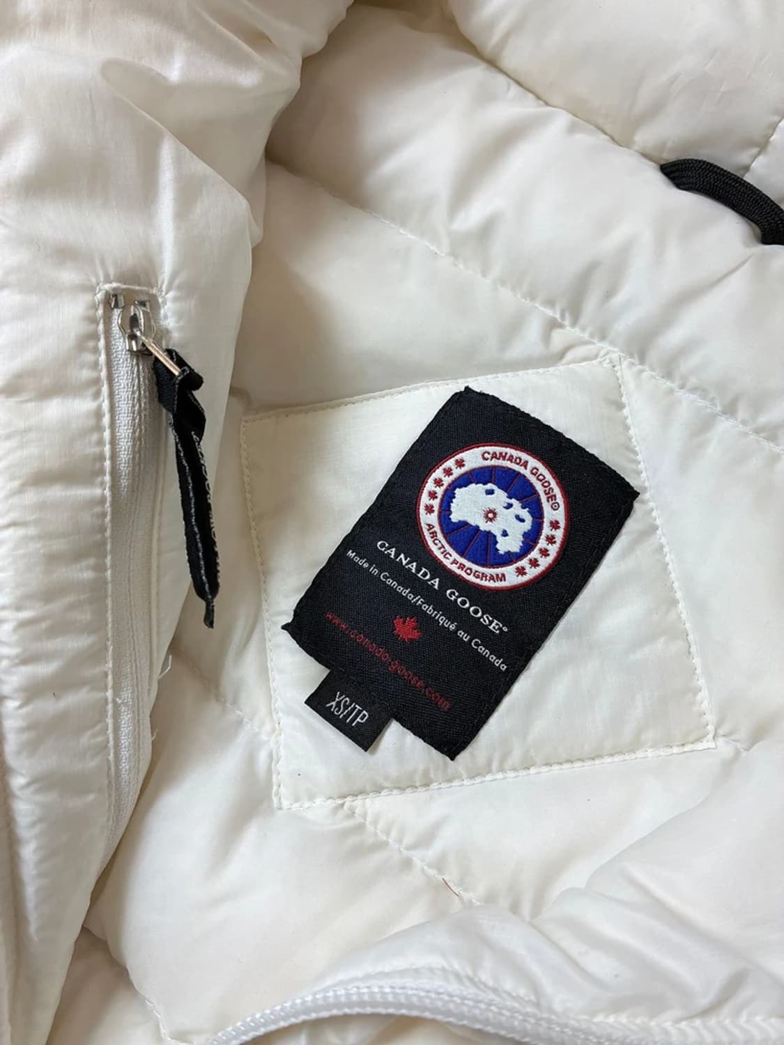 캐나다구스 12ss 덕다운 화이트 경량 후디 패딩 PN6459 상품이미지7