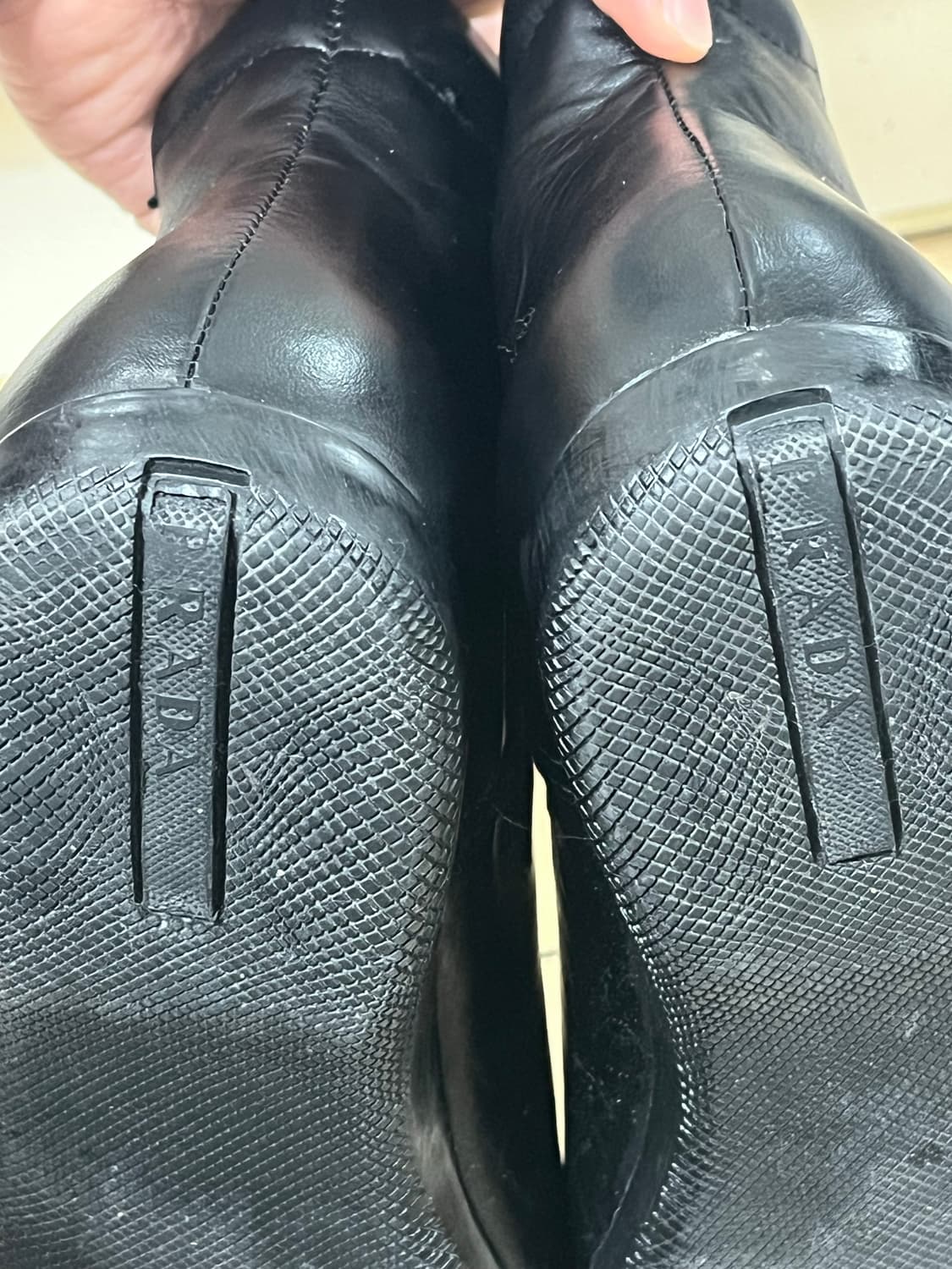 Prada leather  Boots 프라다 레더 첼시부츠 43 상품이미지8