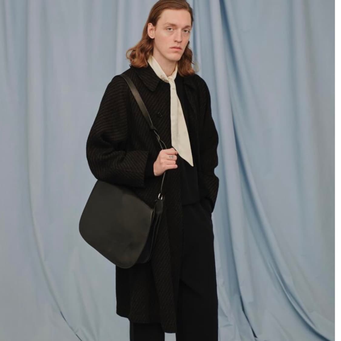 올드조 레더 크로스백 블랙 상품이미지6