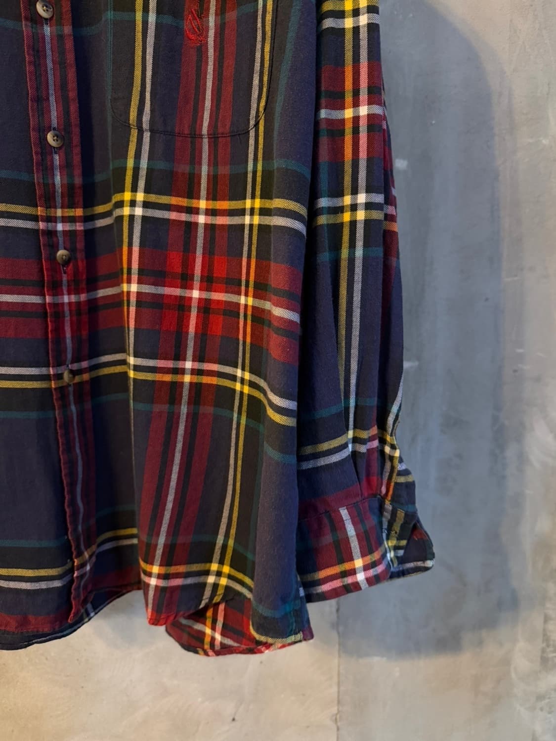 노티카 버튼다운 체크셔츠 남성100-105 상품이미지3