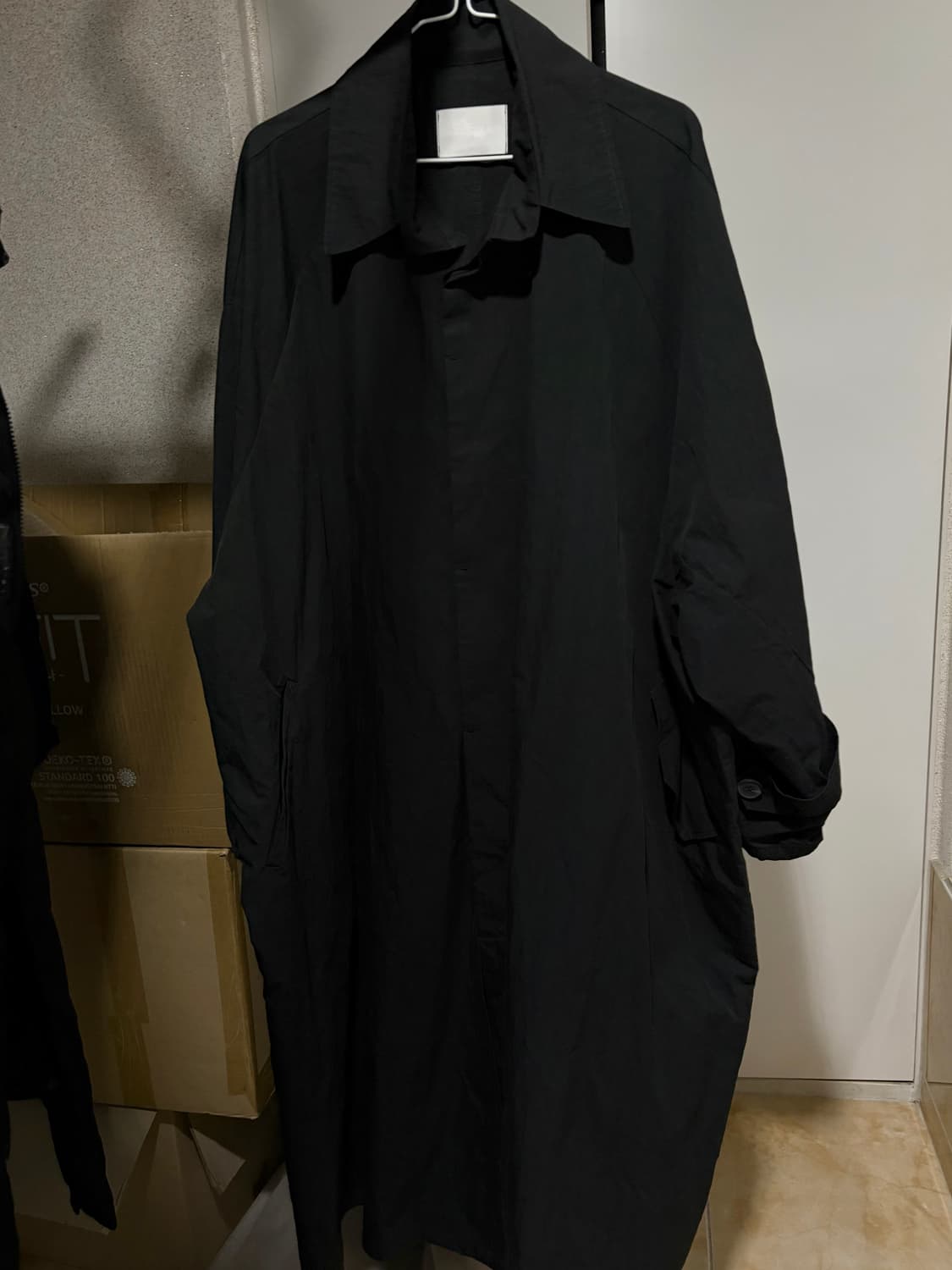 ALL OVER 블랙 오버사이즈 맥코트 상품이미지1