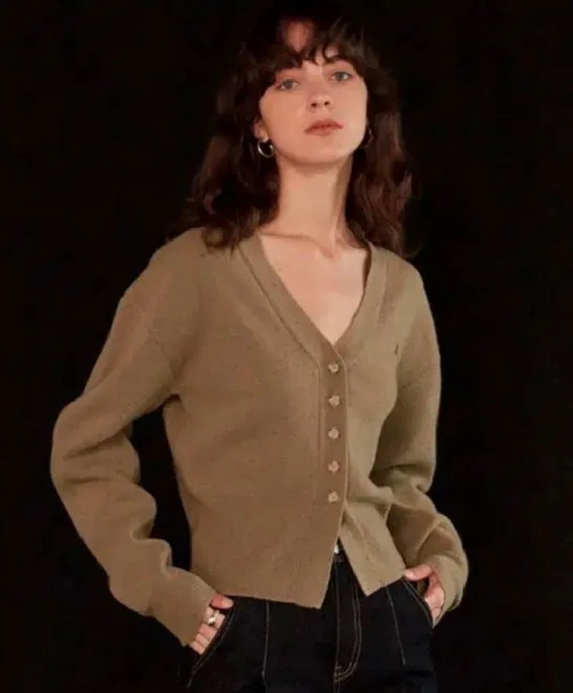 다이애그널 라운드 가디건 카키 상품이미지1