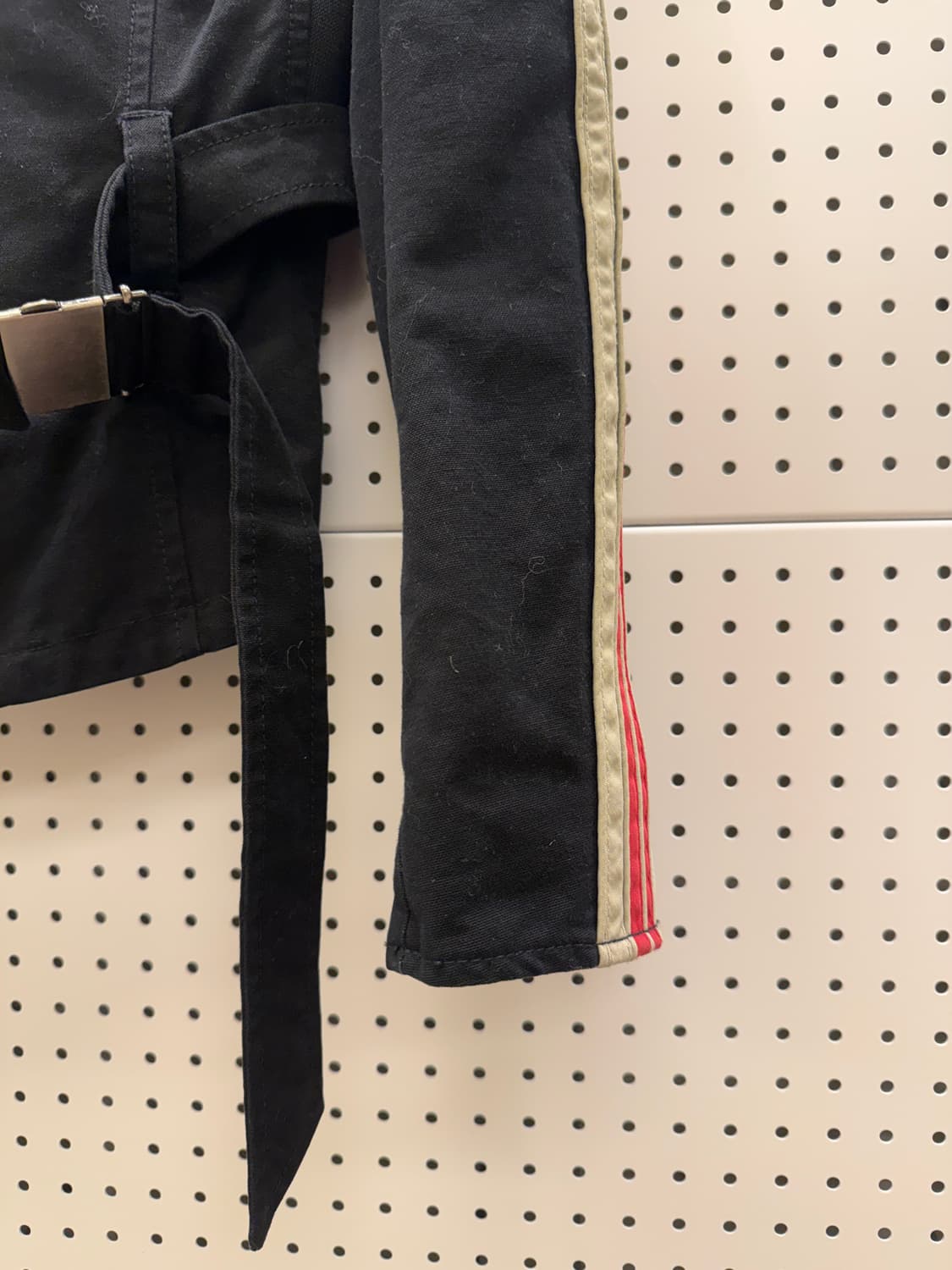 아르마니 익스체인지 아타이브 벨티드 크롭 바이커 자켓 U316 상품이미지4