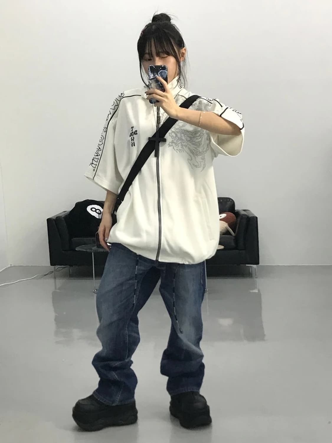 도그타운 블랙드래곤 디테일 반팔 집업 져지 상품이미지1