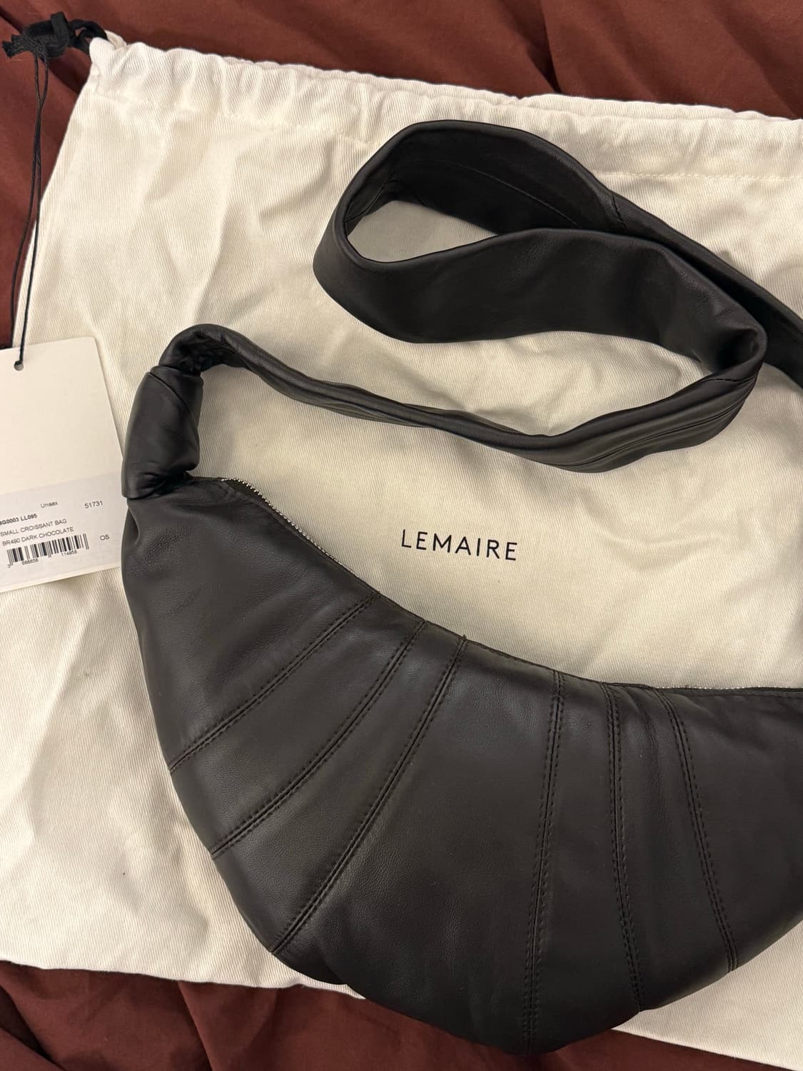 르메르 스몰 크루아상 백 소프트 나파 레더 다크 초콜릿 상품이미지1