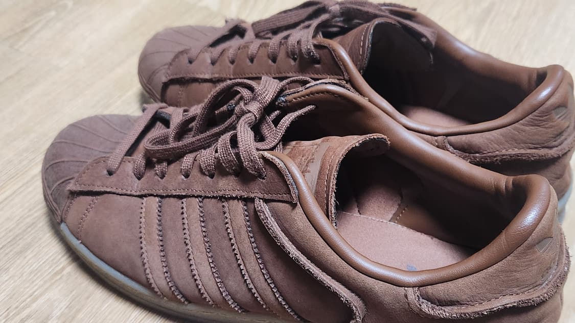 아디다스 슈퍼스타 82 프리러브 브라운 상품이미지4