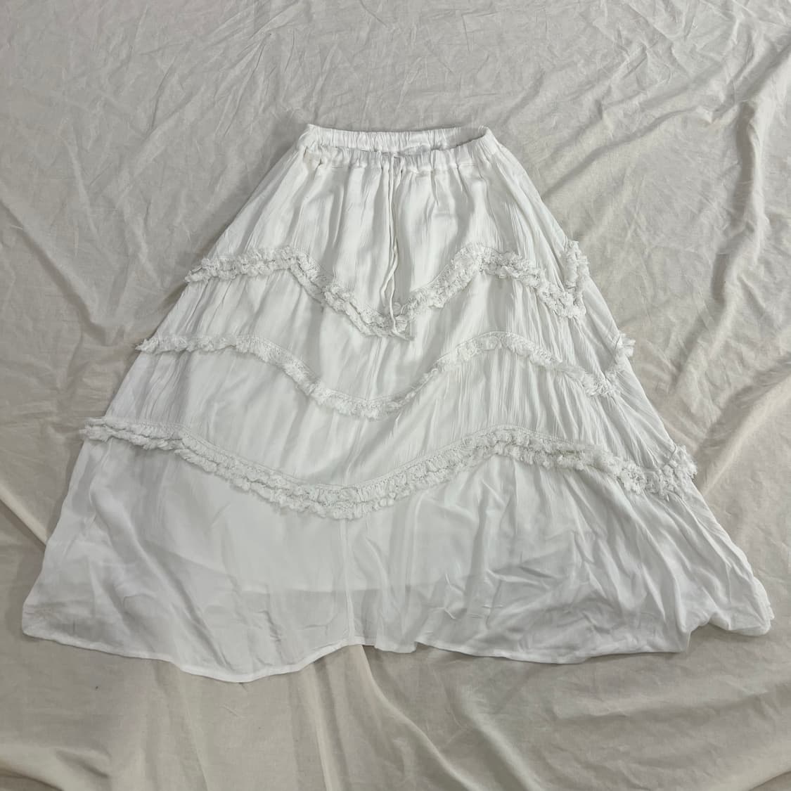 모리걸 하구미 화이트 그런지 프릴 캉캉 레이어드 롱스커트 상품이미지1