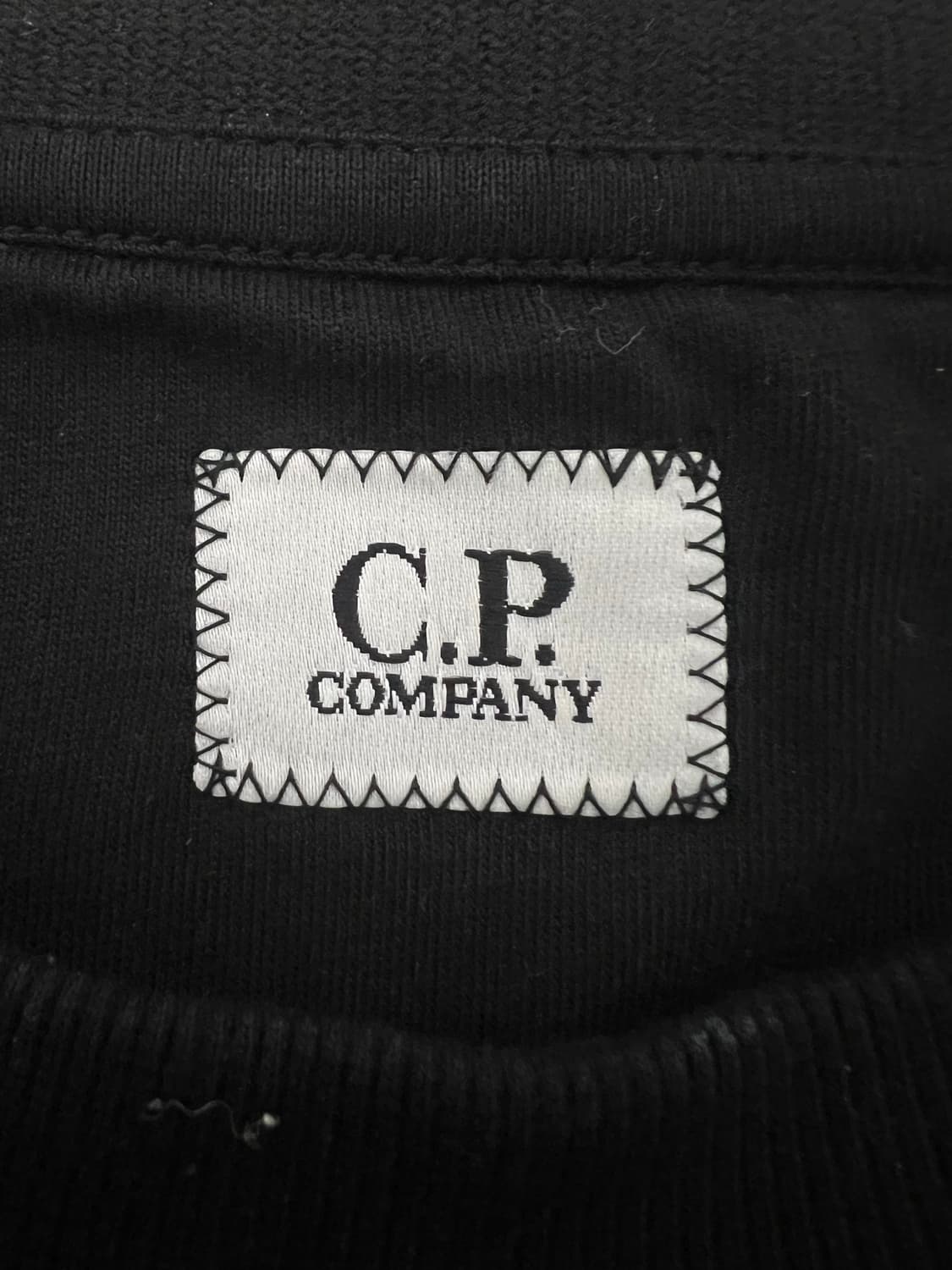 Cp컴퍼니 Diagonal Raised Fleece 스웻 상품이미지2