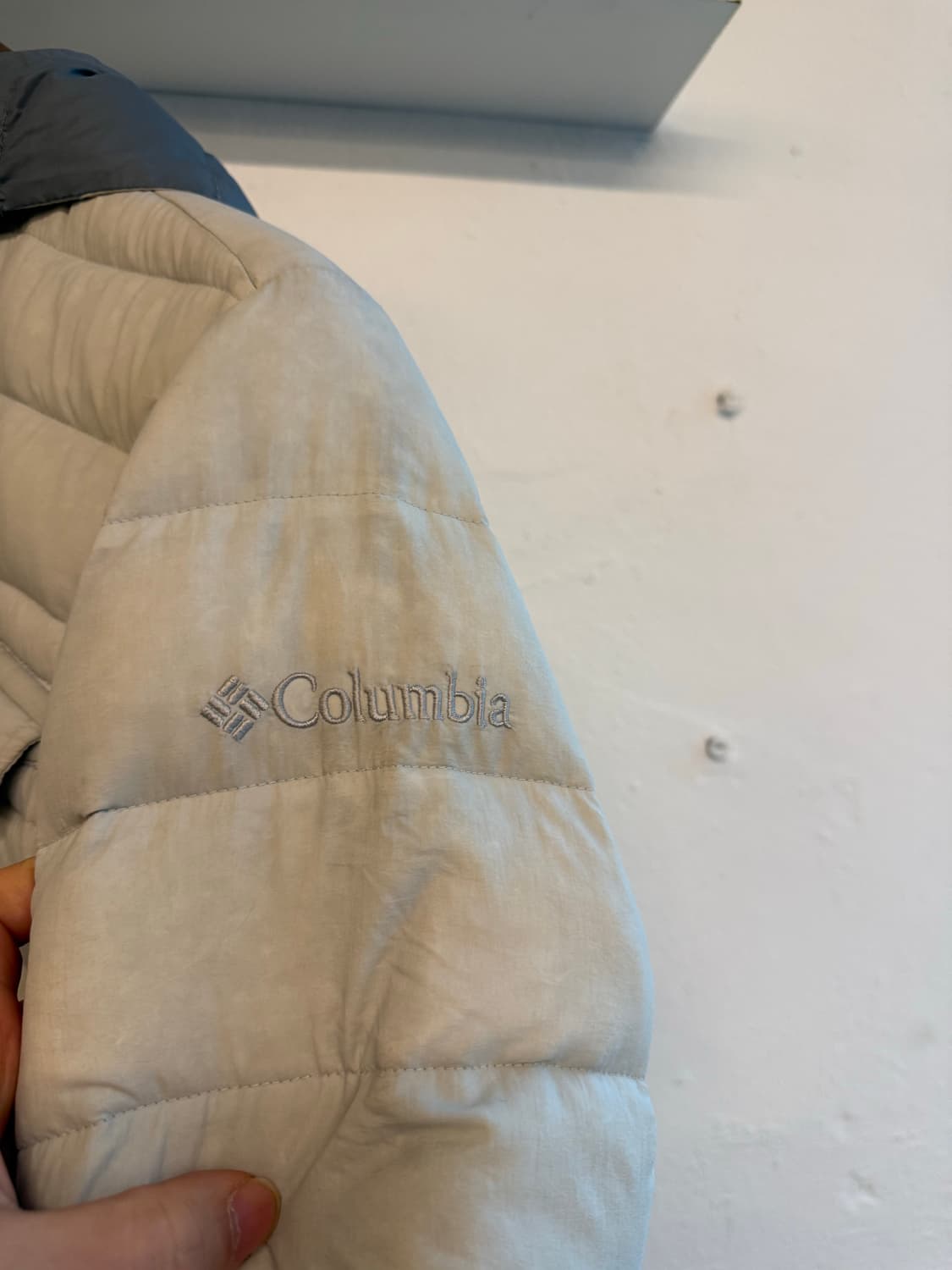 컬럼비아 옴니히트 경량패딩 상품이미지3