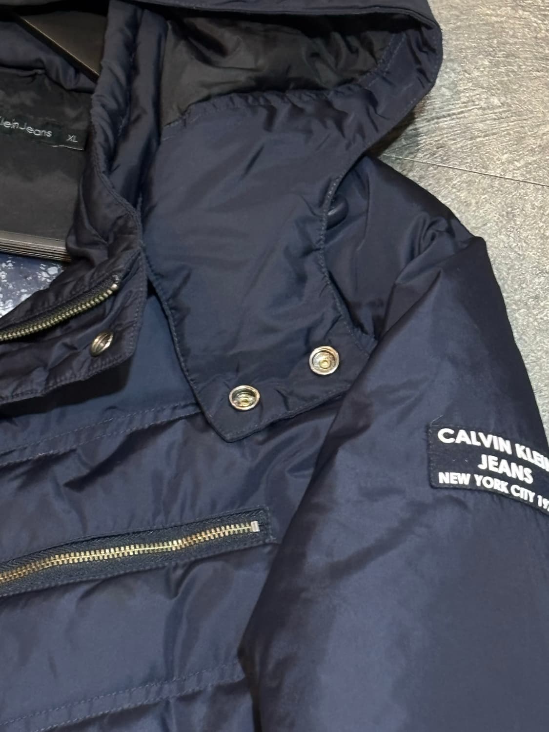 CK 캘빈클라인 패딩 XL사이즈 상품이미지4