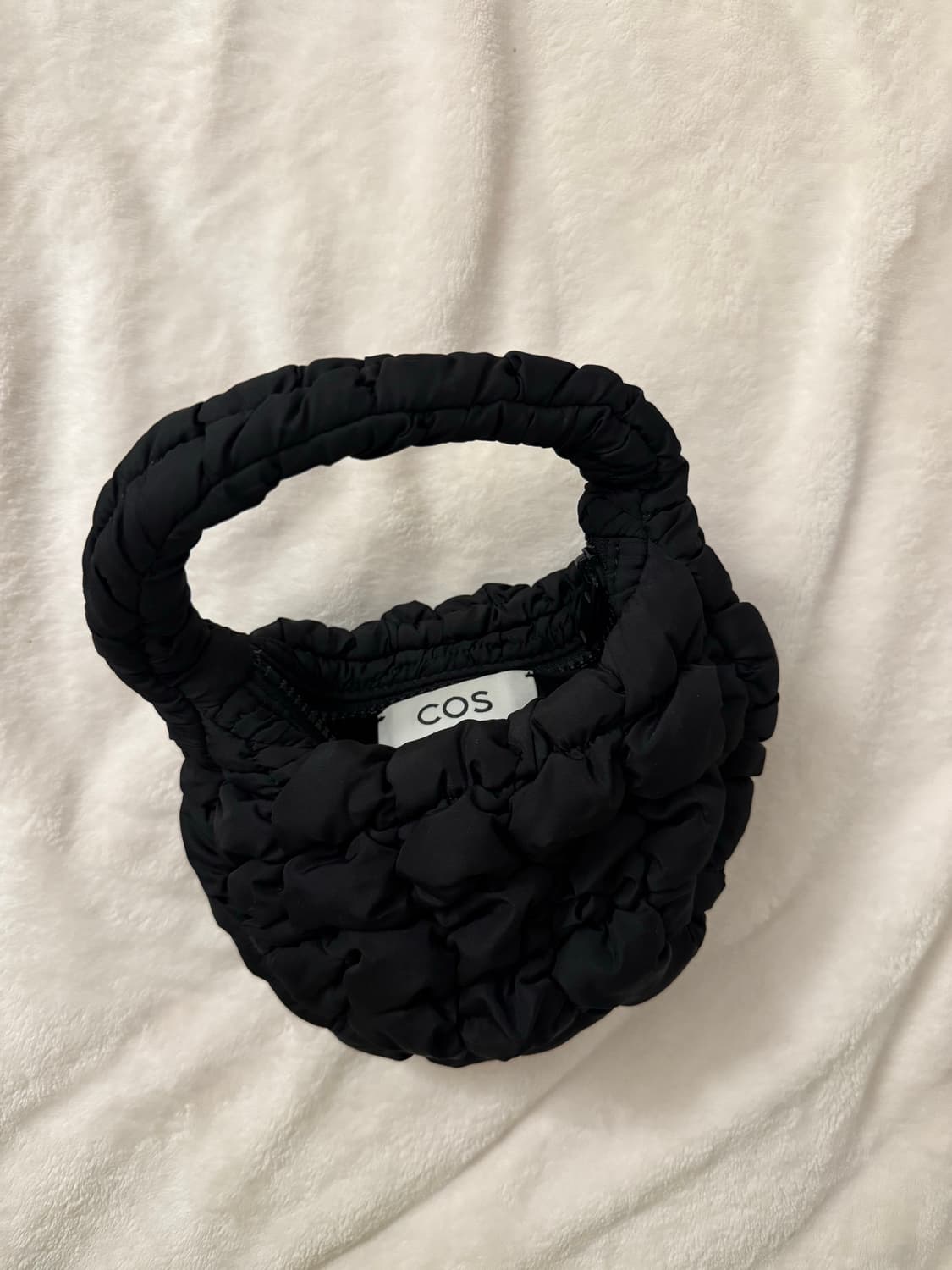 코스 마이크로 미니 블랙 상품이미지1